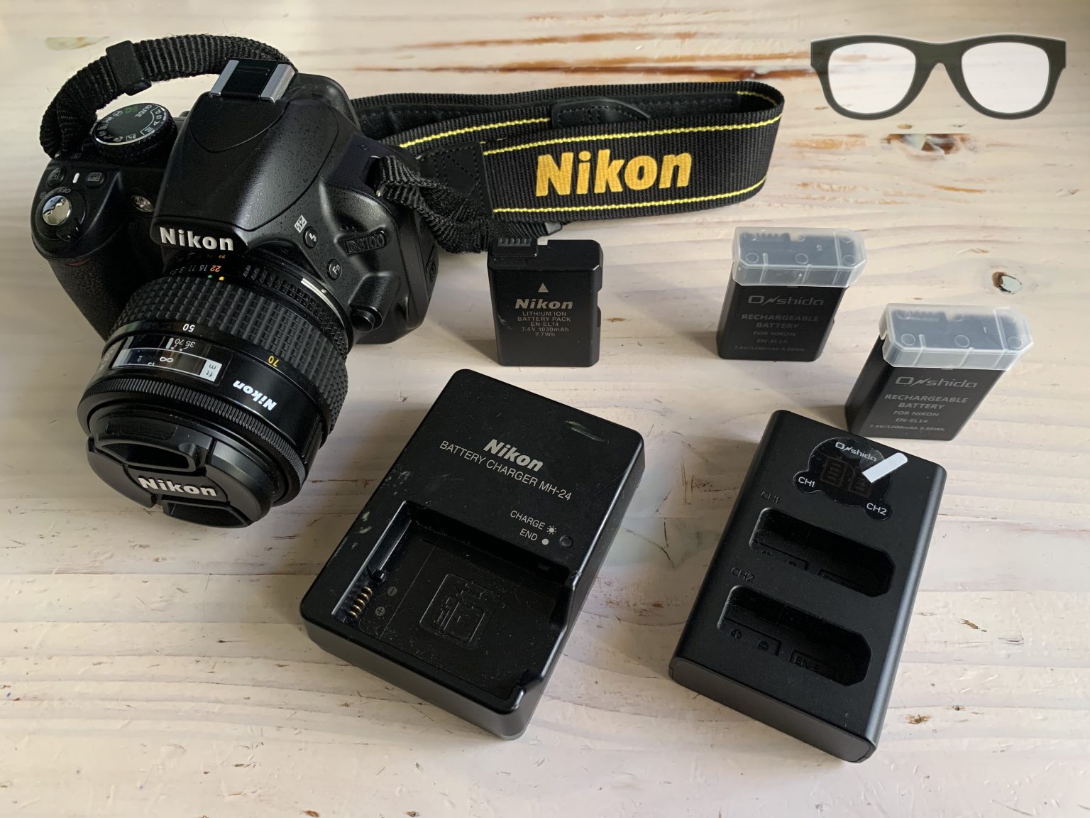 Nikon D3100用EN-EL14互換バッテリーを一年ほど使ってみました